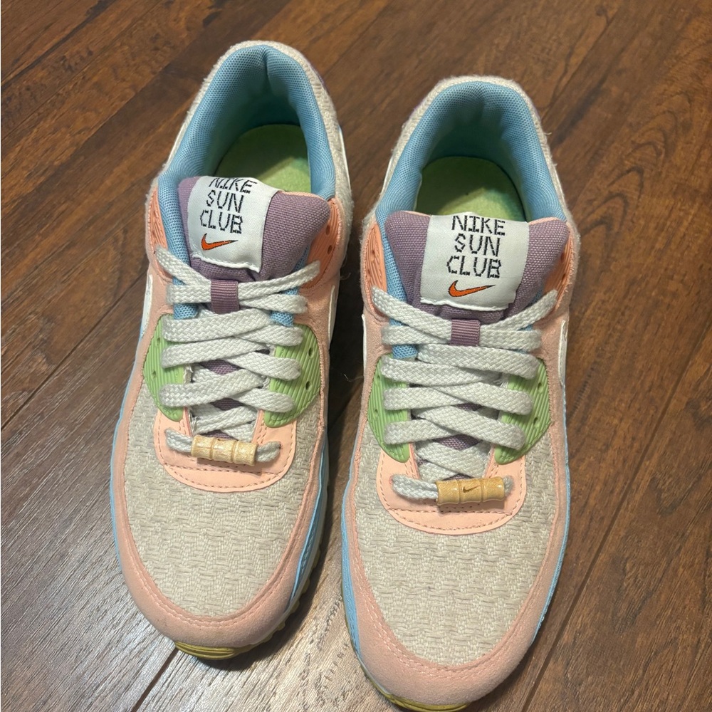 Nike Air Max 90 SE Sun Club